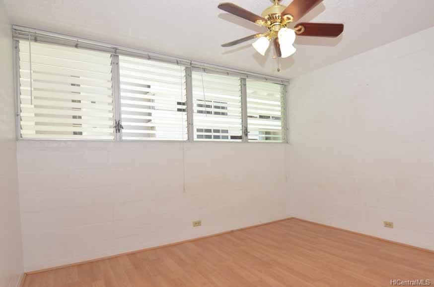 1867 Kaioo Drive  Unit 404