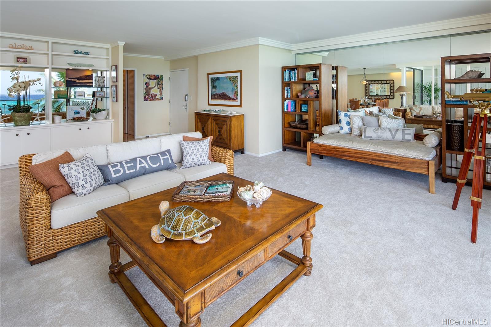 3003 Kalakaua Avenue  Unit 5A