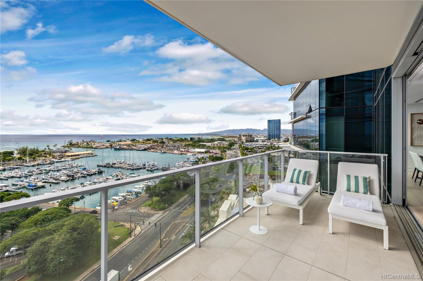 Waiea 1118 Ala Moana 1118 Ala Moana Boulevard Unit 1400 Honolulu HI