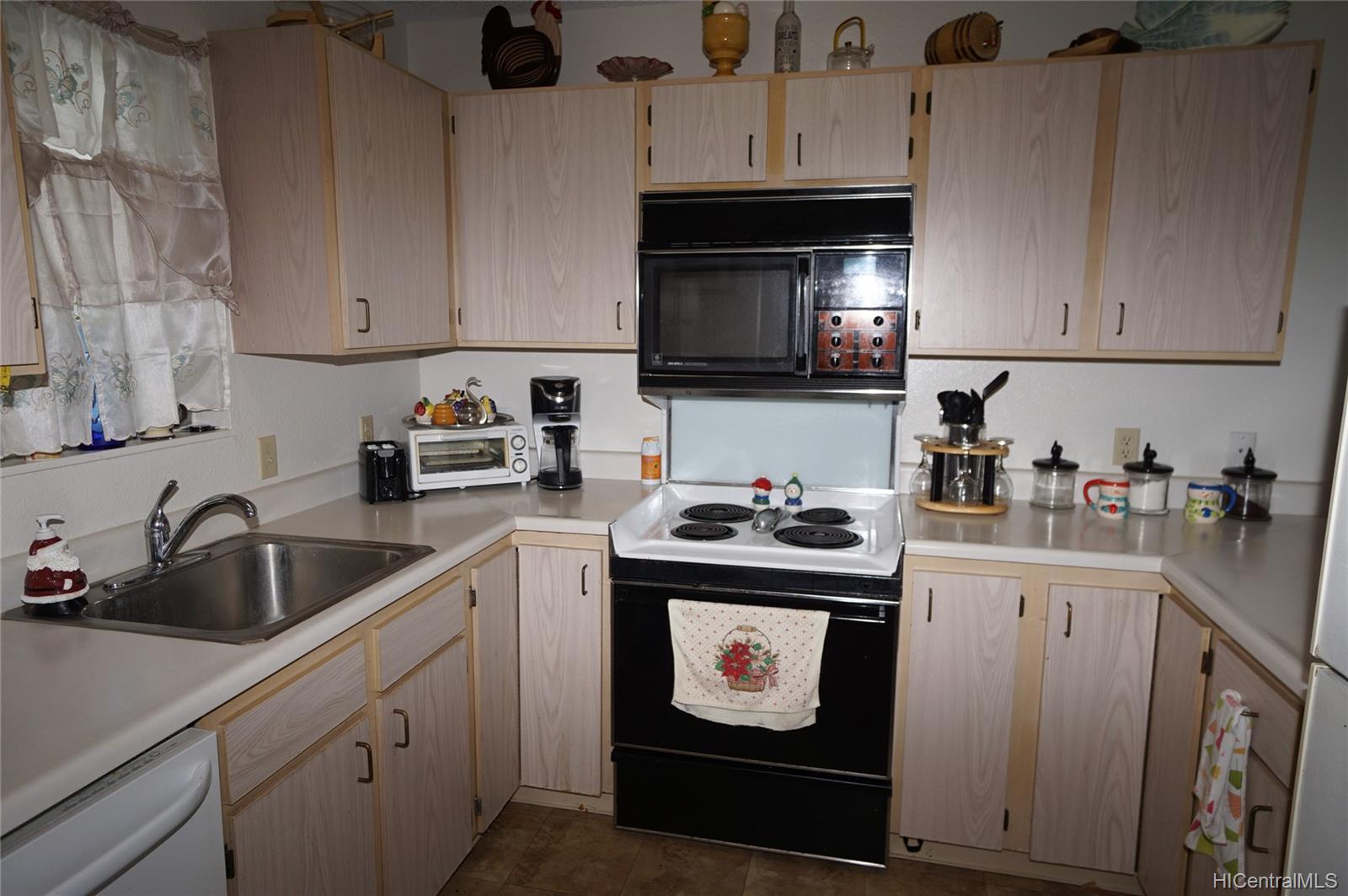 95-1050 Makaikai Street  Unit 25F