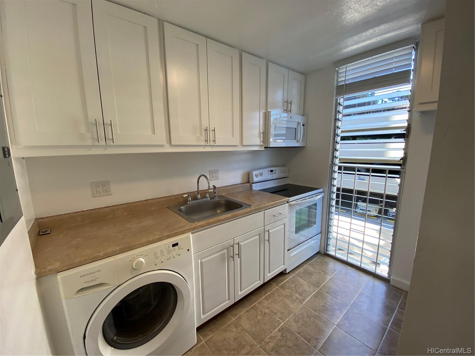 419A Atkinson Drive  Unit 307
