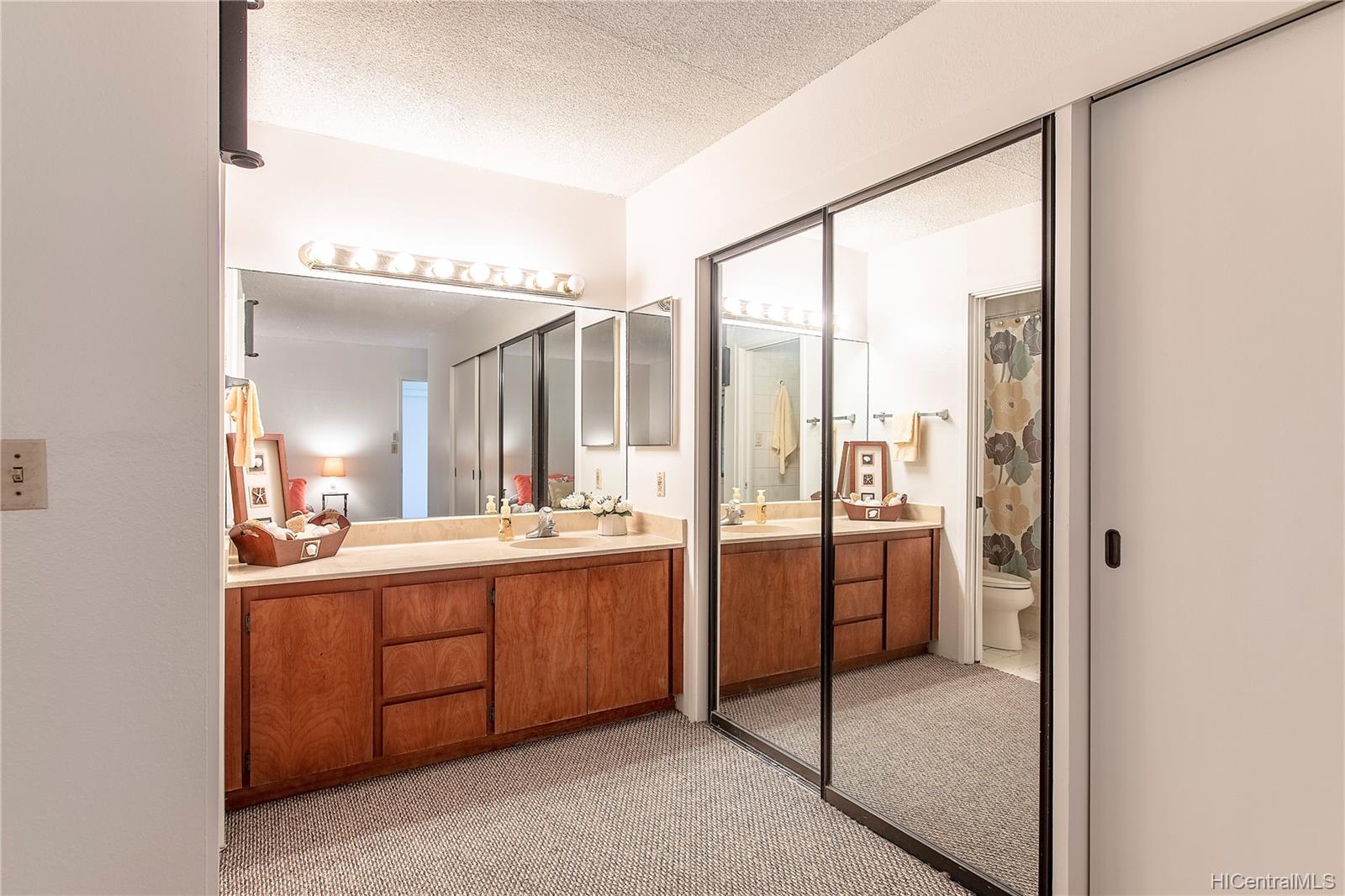 46-054 Puulena Street  Unit 916