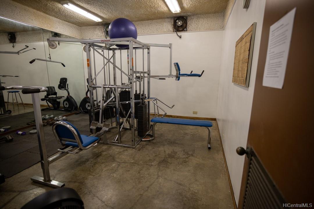 555 Hahaione Street  Unit 9F