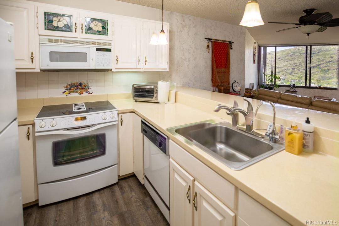 555 Hahaione Street  Unit 9F