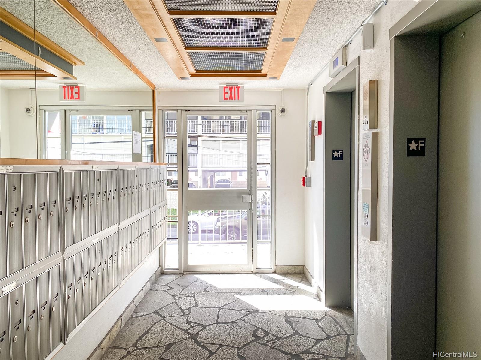 Ward Kinau 824 Kinau Street Unit 1006 Honolulu HI 96813 sold on 04272021