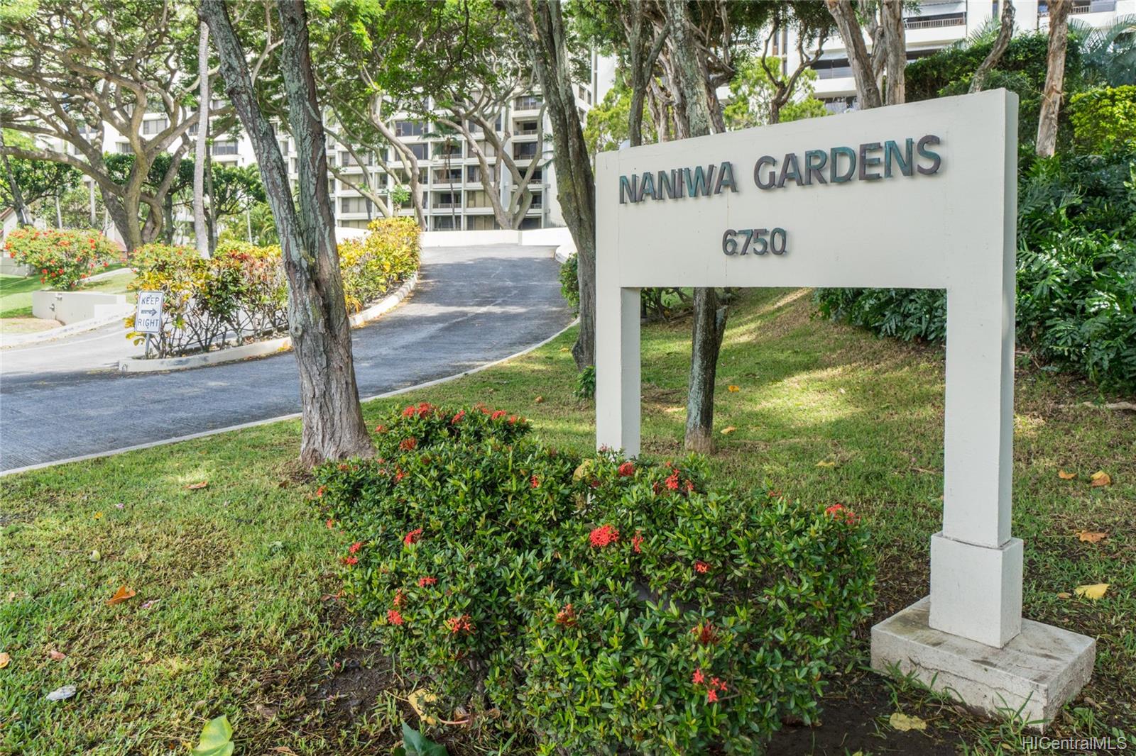 Naniwa Gardens 6750 Hawaii Kai Drive  Unit 906