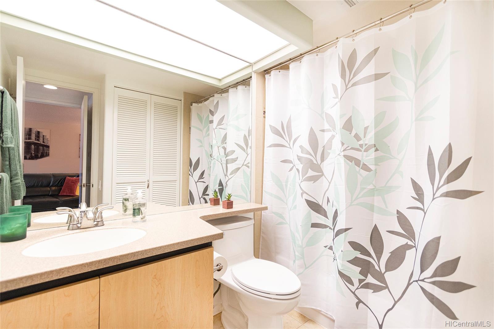 1212 Nuuanu Avenue  Unit 2406