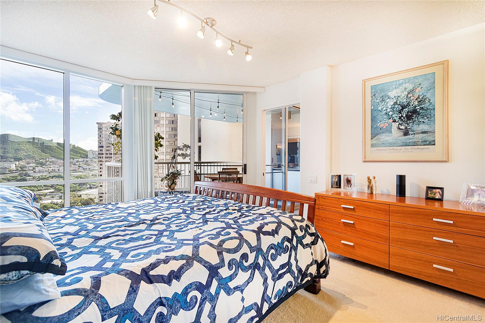 1212 Nuuanu Avenue  Unit 2406
