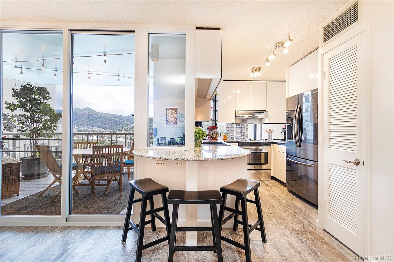 1212 Nuuanu Avenue  Unit 2406