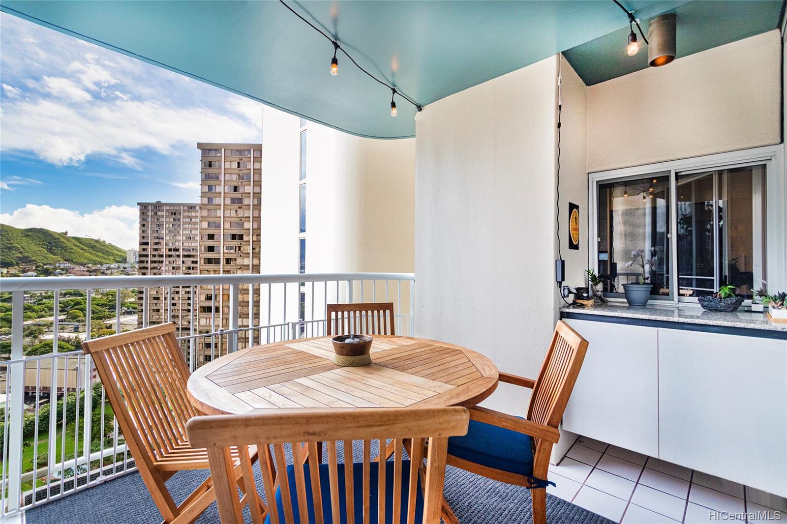 1212 Nuuanu Avenue  Unit 2406