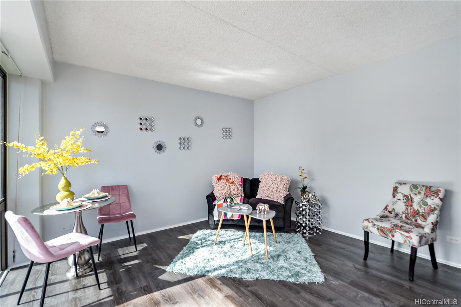 225 Queen Street  Unit 25C