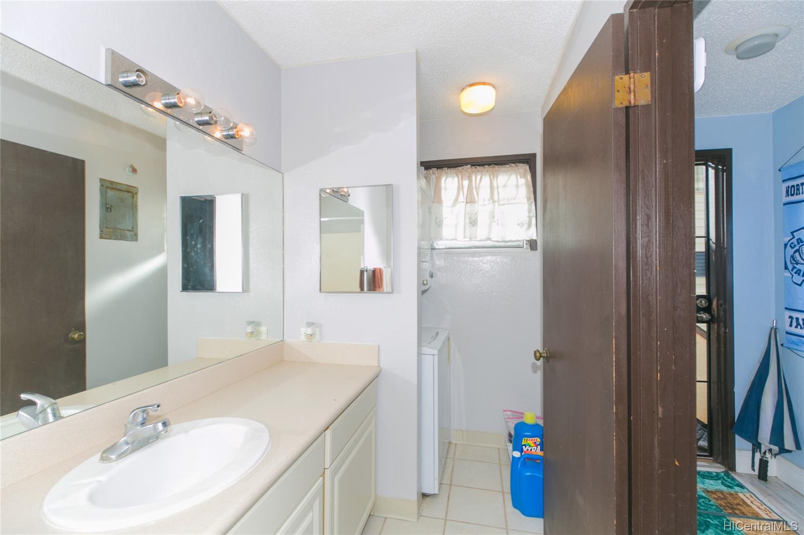 98-360 Koauka Loop  Unit 206