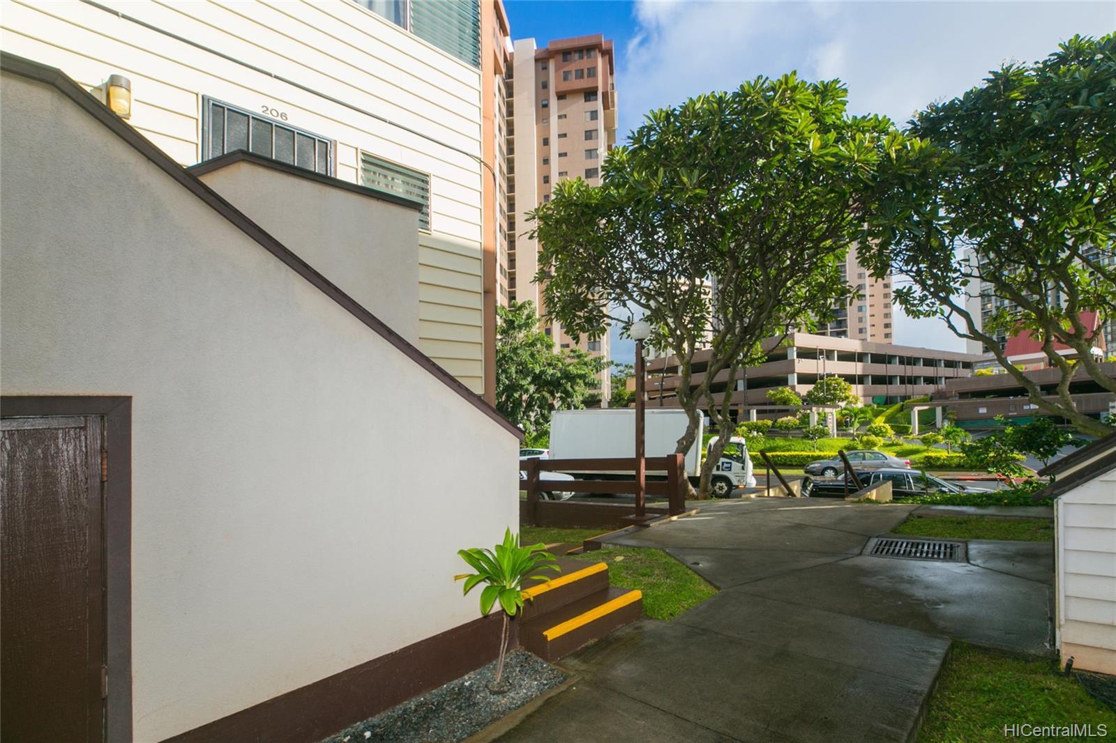 98-360 Koauka Loop  Unit 206