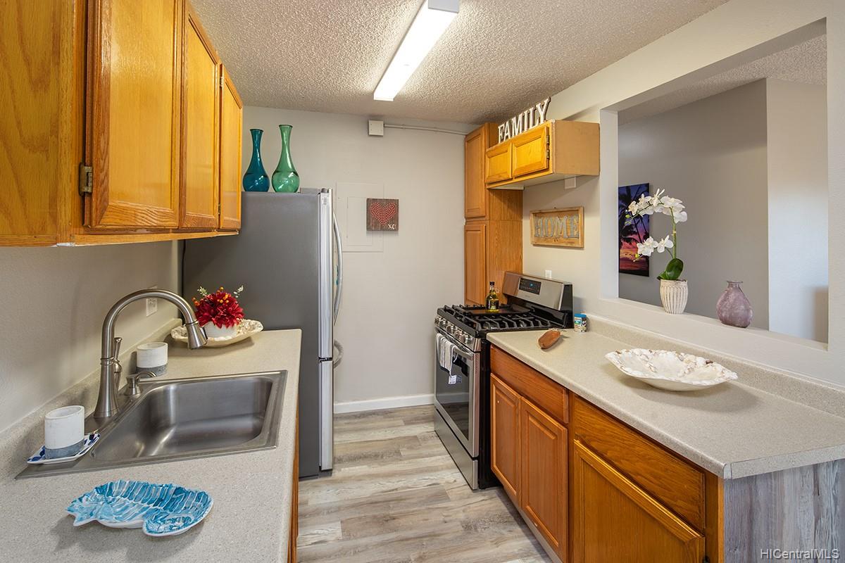 91-1040 Puamaeole Street  Unit 13A