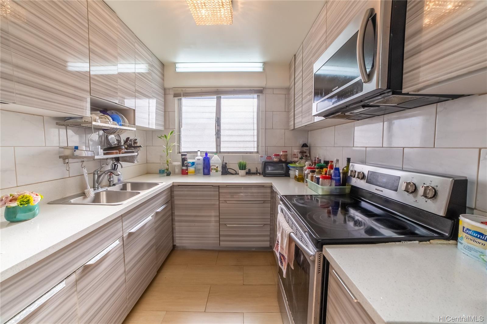 908 University Avenue  Unit A202
