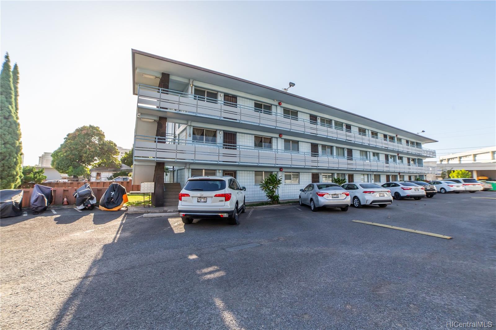 908 University Avenue  Unit A202
