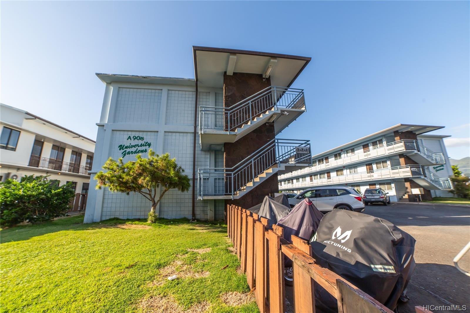 908 University Avenue  Unit A202
