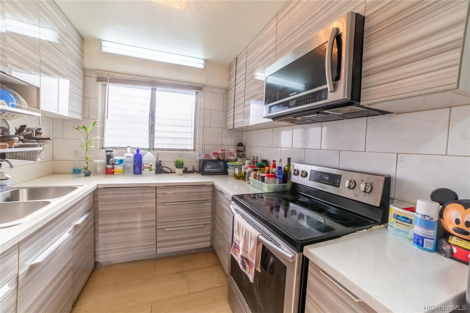 908 University Avenue  Unit A202