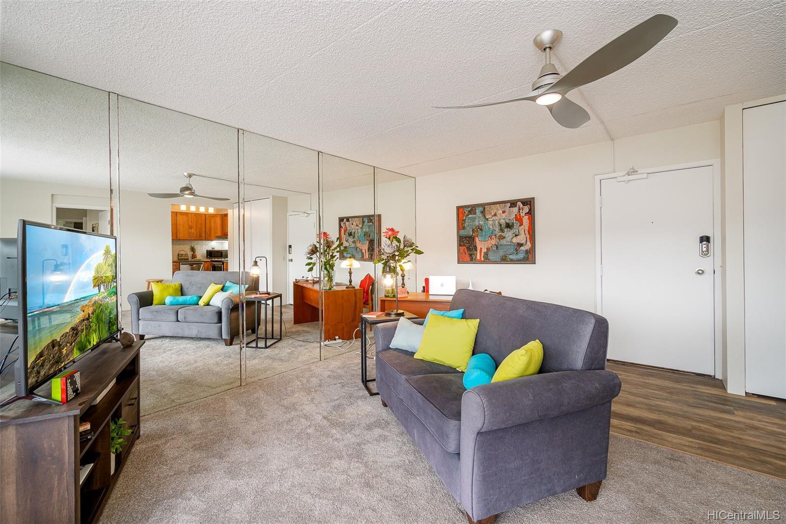 430 keoniana Street  Unit 1307