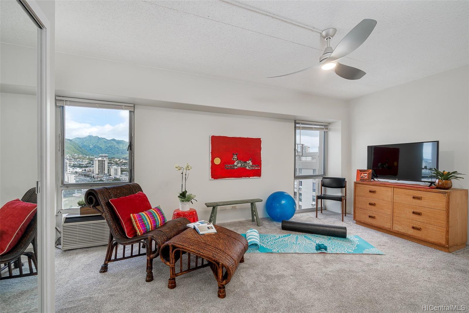 430 keoniana Street  Unit 1307