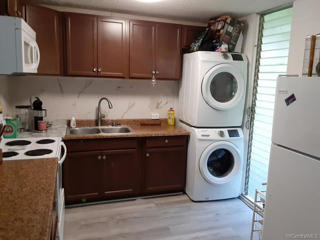 95-2055 Waikalani Place  Unit #b207