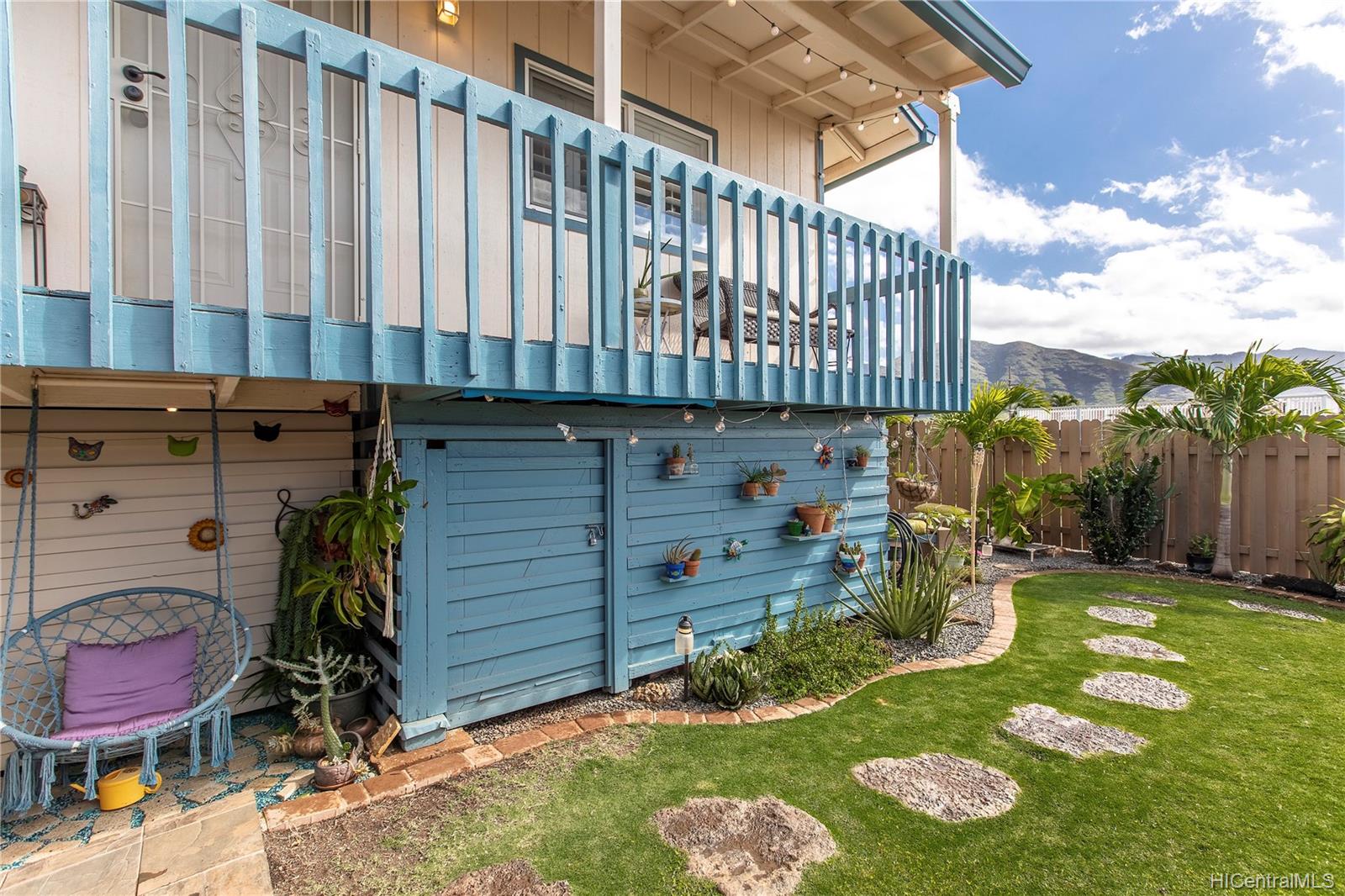 87-1423 Akowai Road