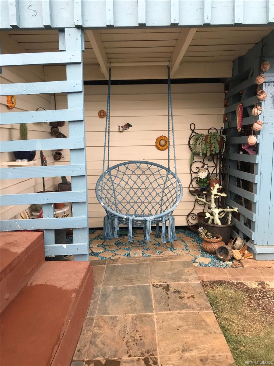 87-1423 Akowai Road