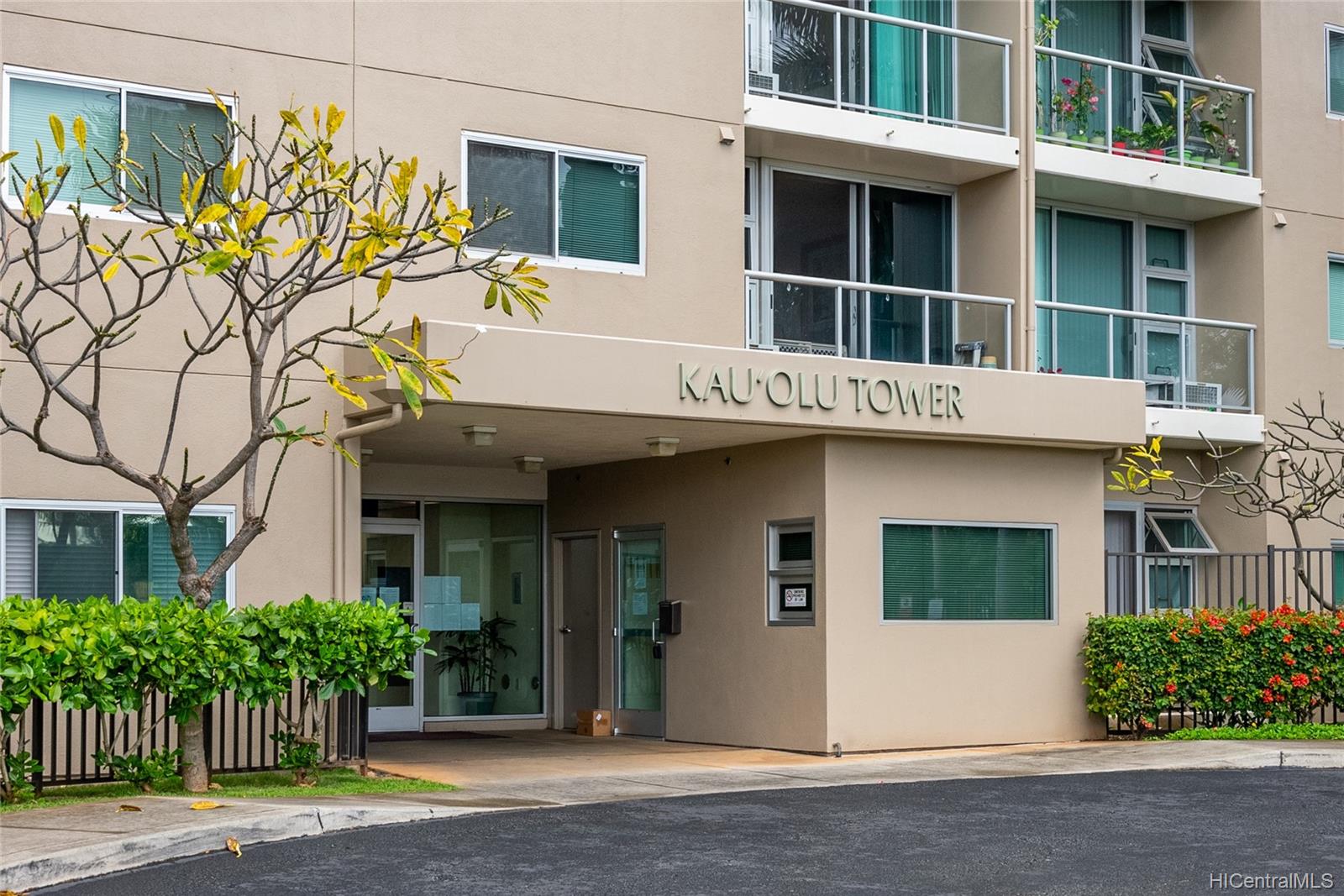 Plantation Town Apartments 94979 Kauolu Place Unit 805 Waipahu HI