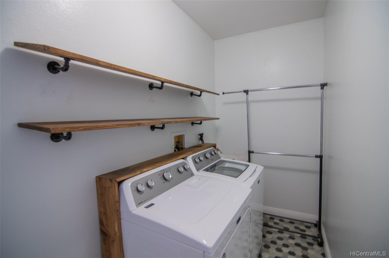 91-957 Laaulu Street  Unit 40 F