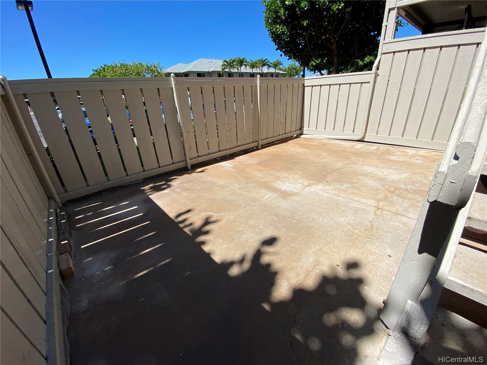 91-1032 Kaiau Avenue  Unit 8E