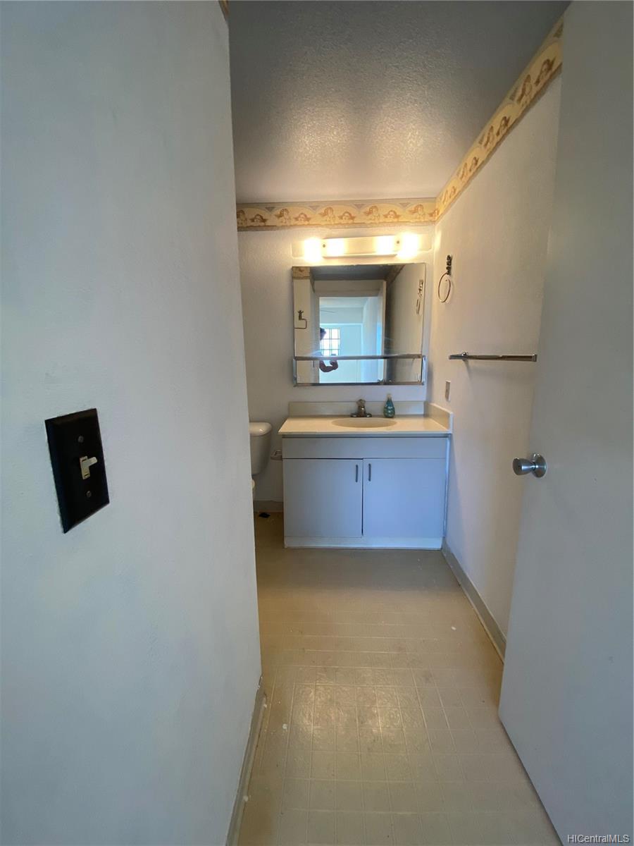 91-1032 Kaiau Avenue Unit 8E 91-1032 Kaiau Avenue Unit 8E