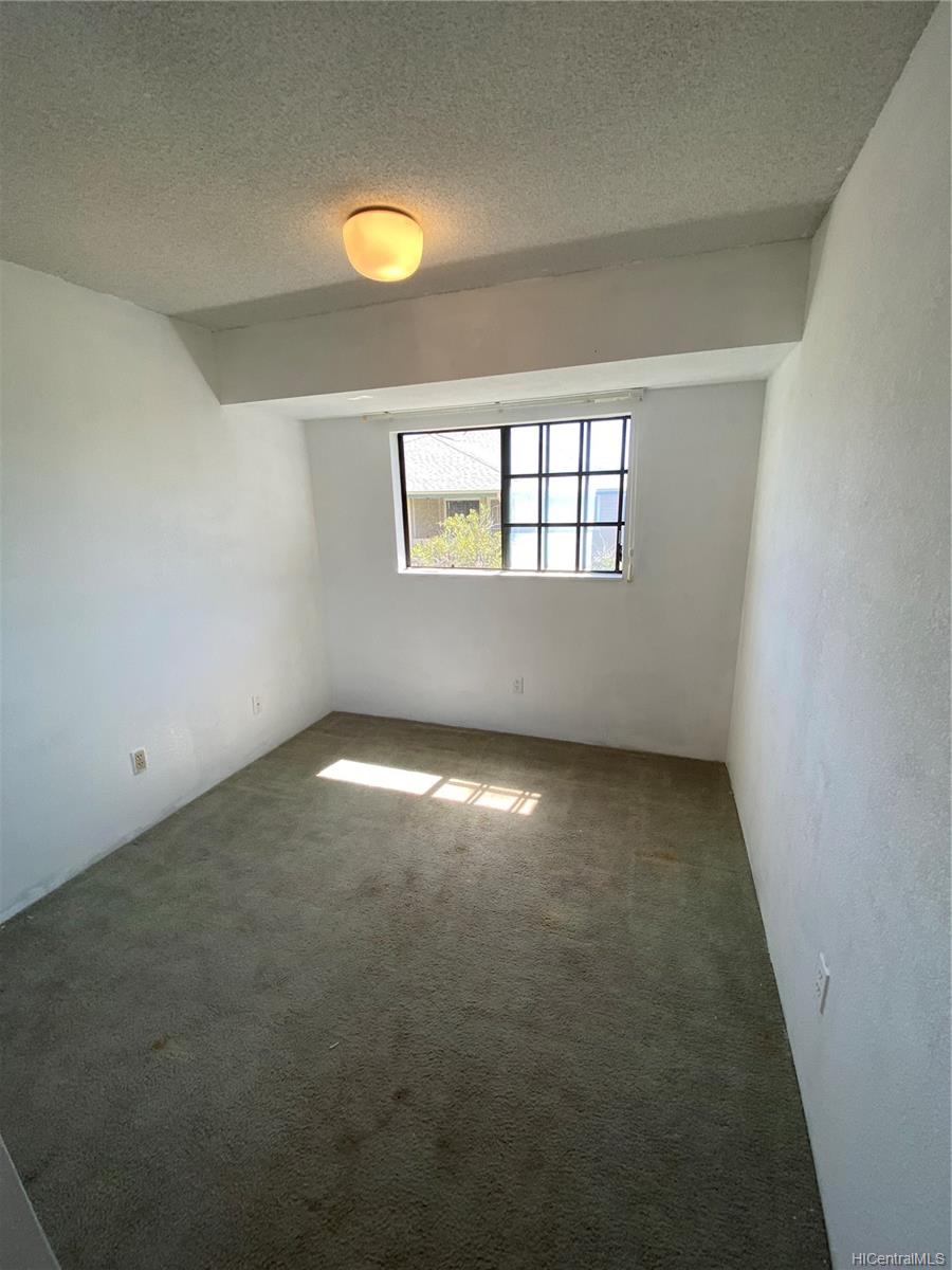 91-1032 Kaiau Avenue  Unit 8E