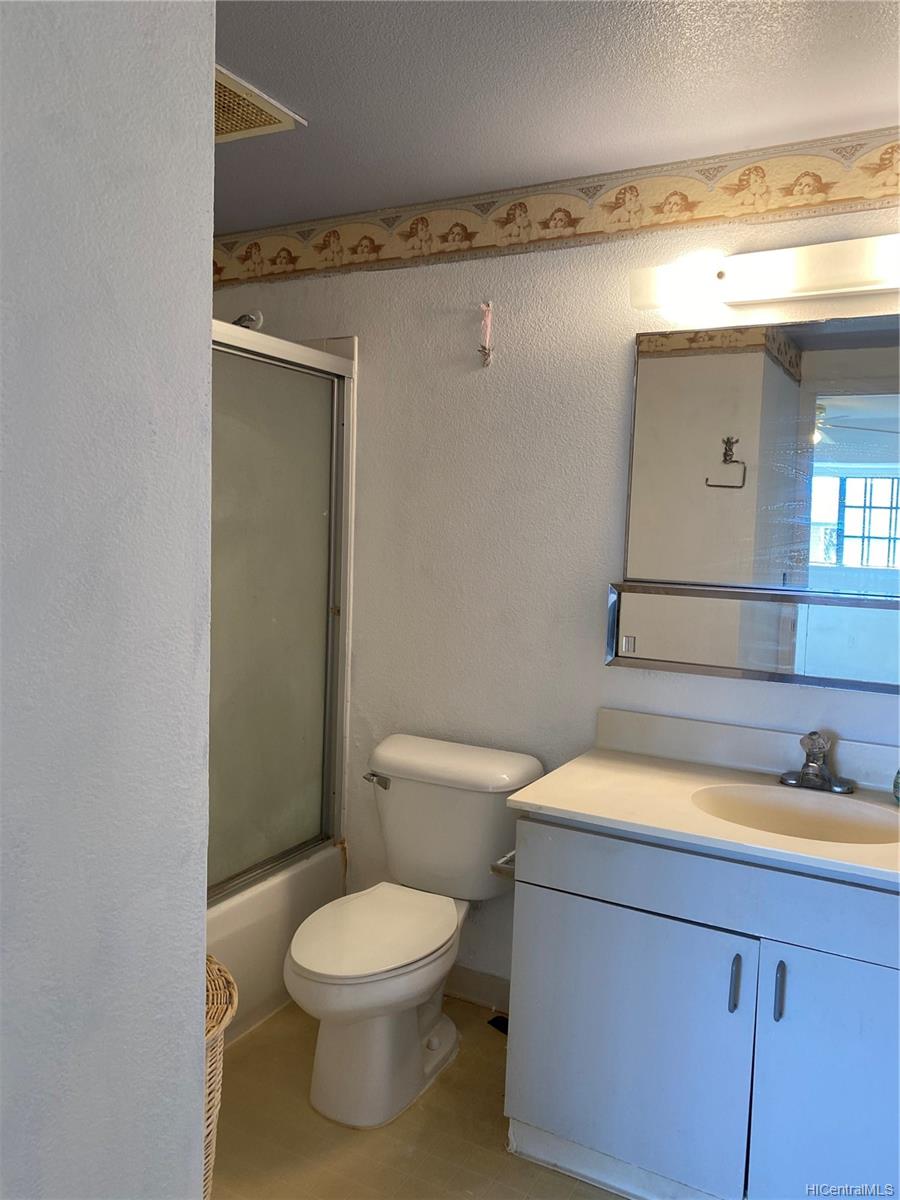 91-1032 Kaiau Avenue  Unit 8E