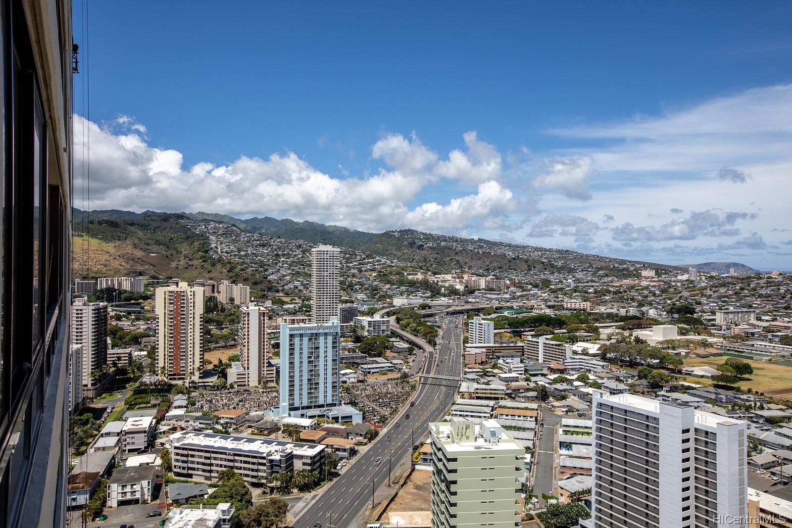 2499 Kapiolani Boulevard  Unit 3507
