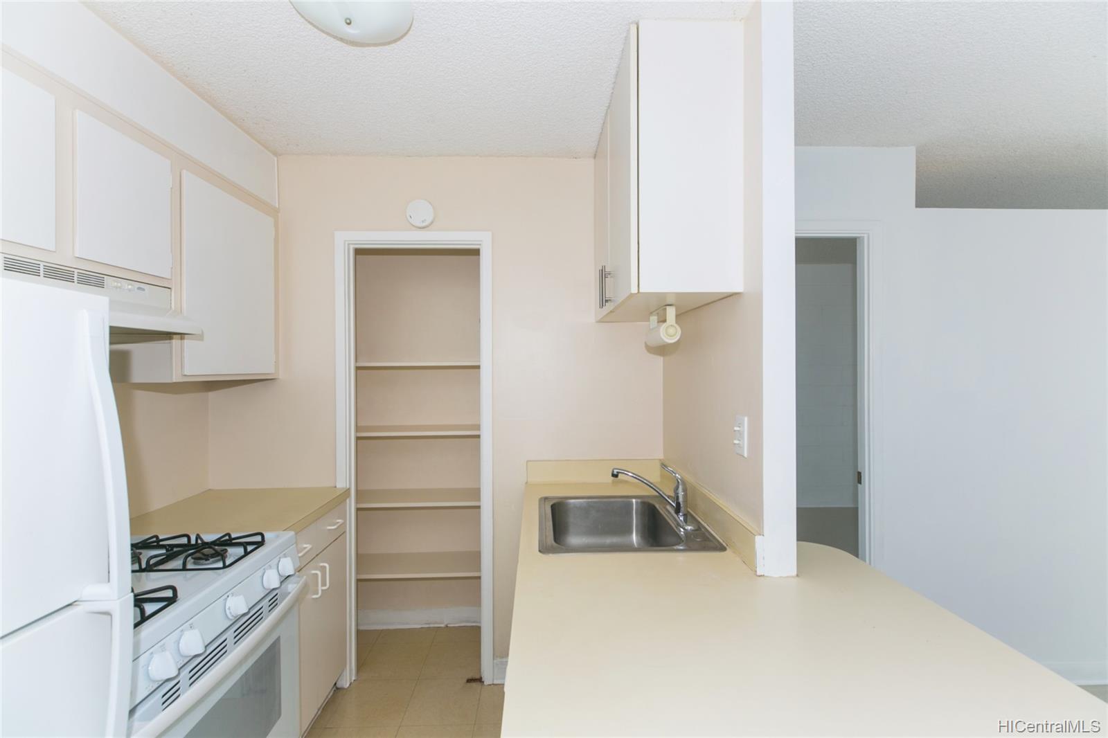 2873 S King Street  Unit 203