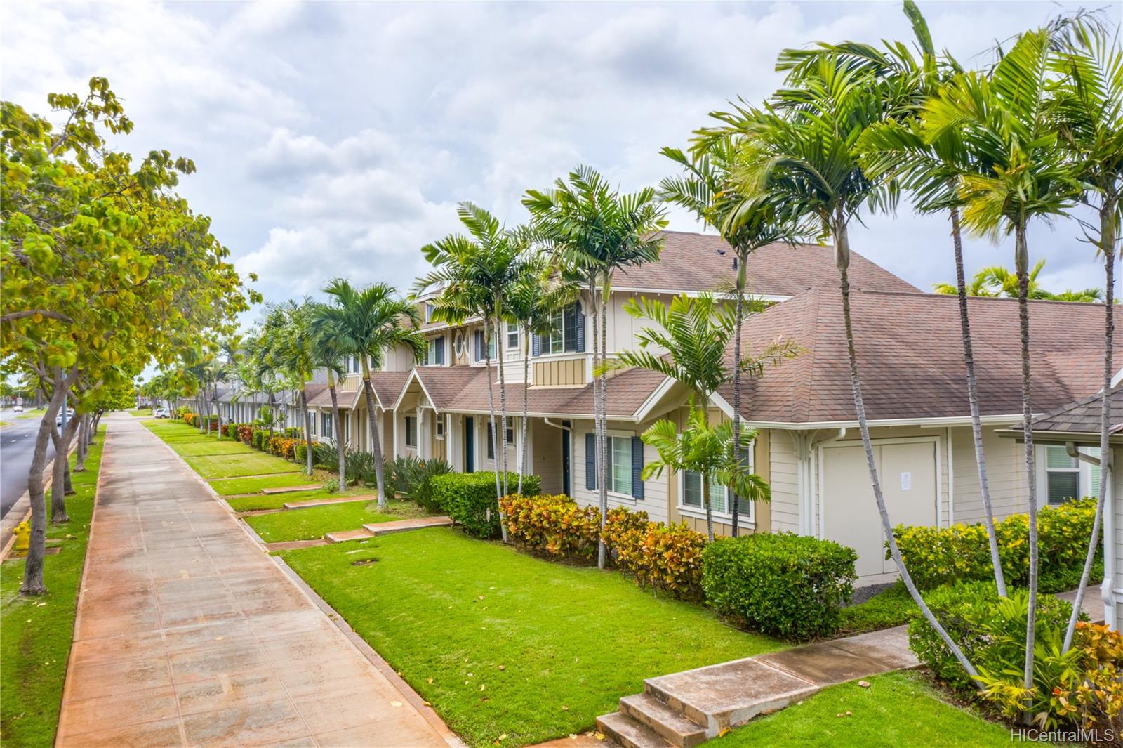 91-1009 Kaipalaoa Street  Unit 305