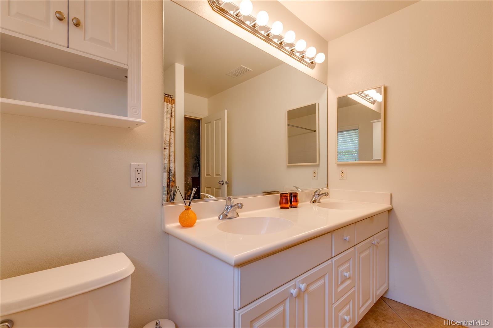 91-1009 Kaipalaoa Street  Unit 305