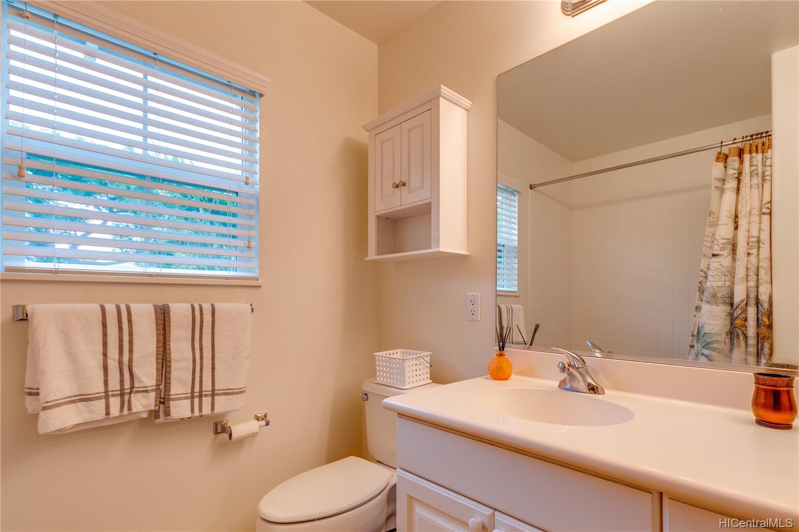 91-1009 Kaipalaoa Street  Unit 305