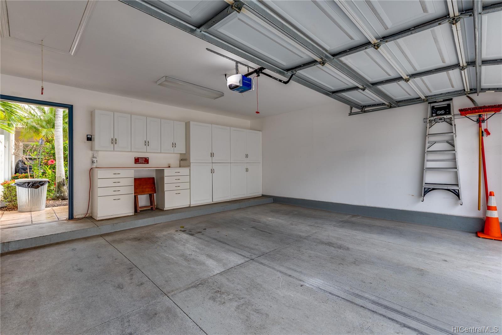 91-1009 Kaipalaoa Street  Unit 305