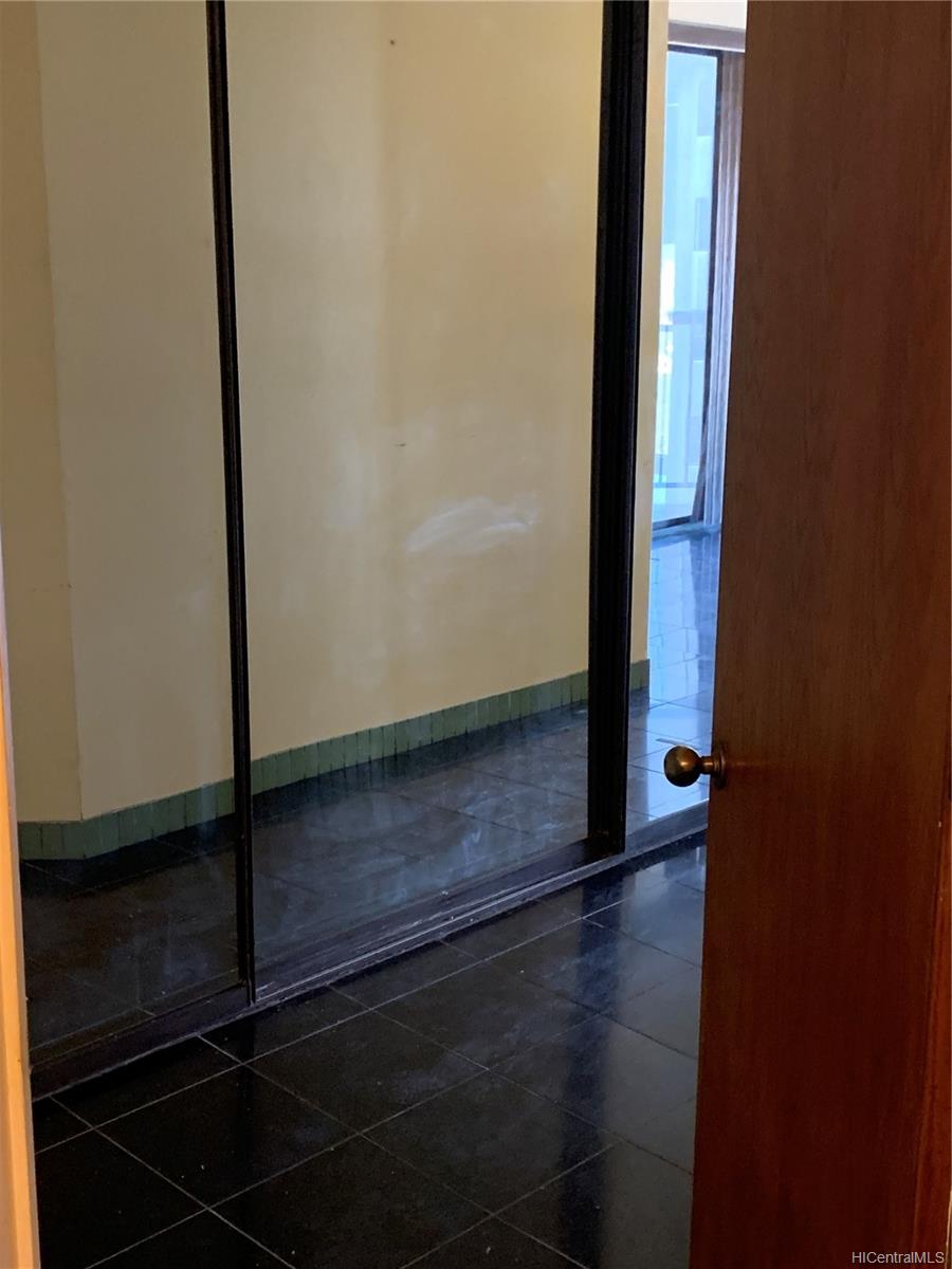 60 N Beretania Street  Unit 1704
