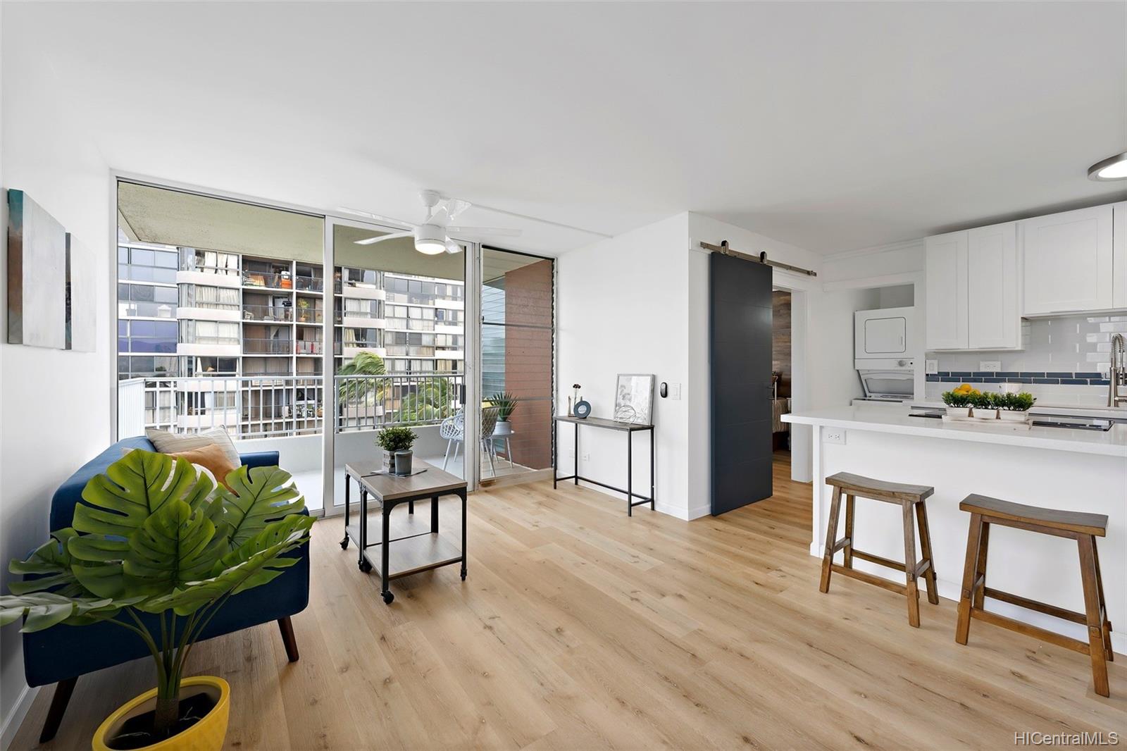 2740 Kuilei Street  Unit 706