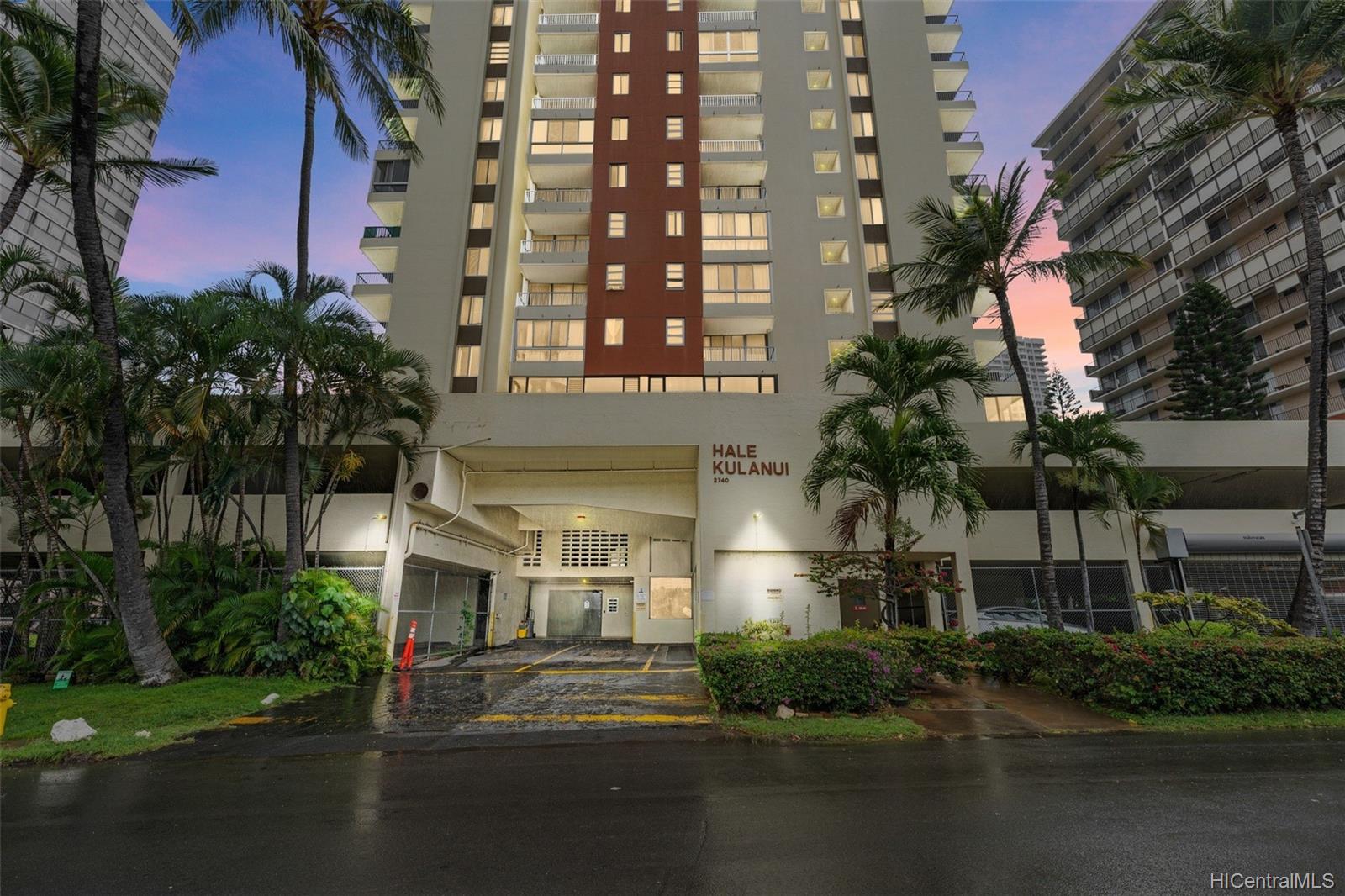 2740 Kuilei Street  Unit 706