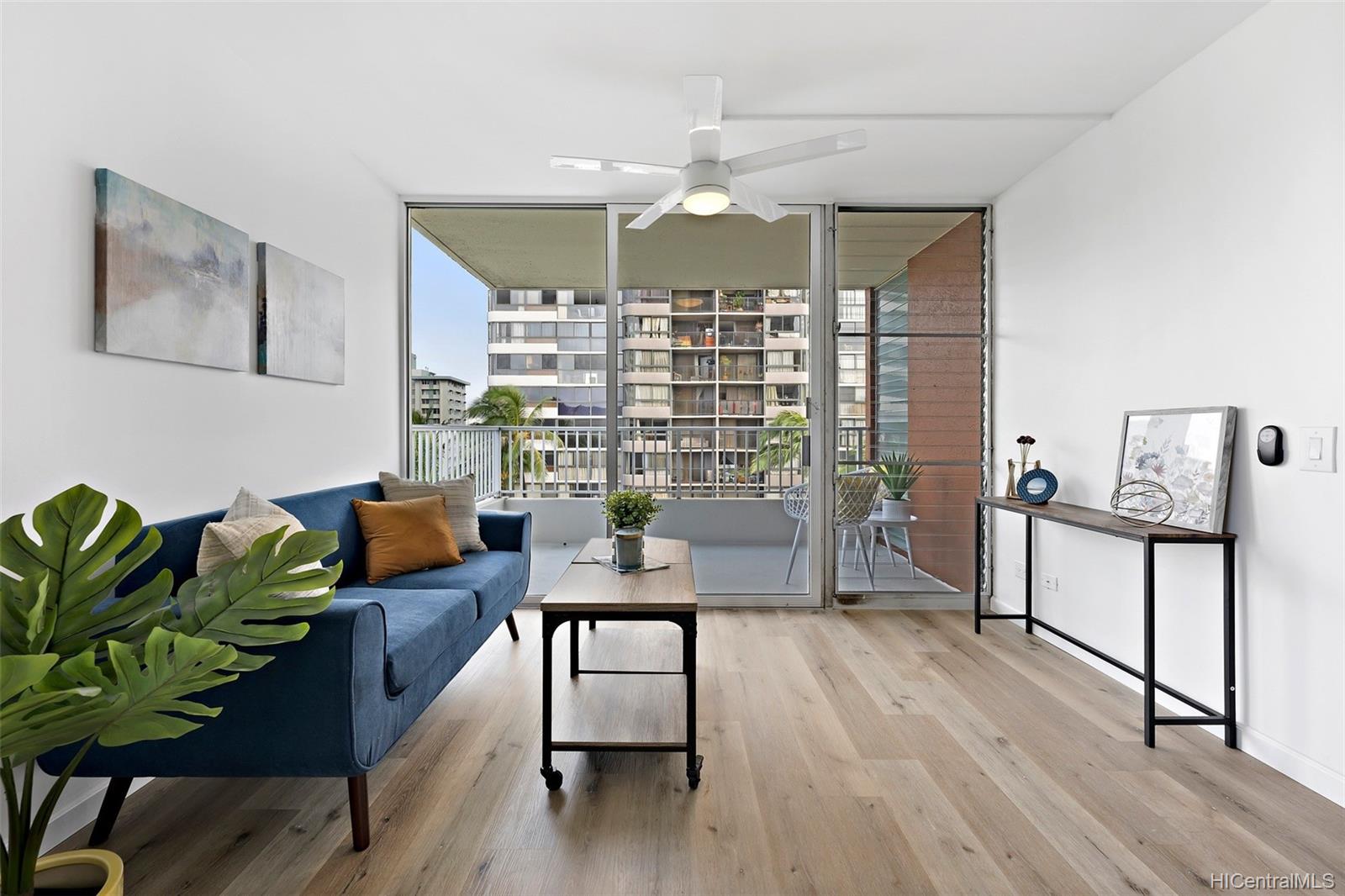 2740 Kuilei Street  Unit 706