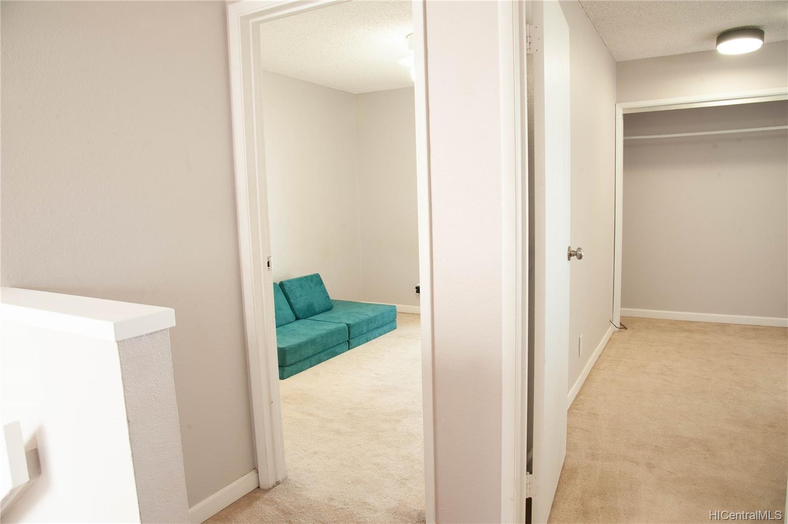 92-1064 Palahia Street  Unit 9