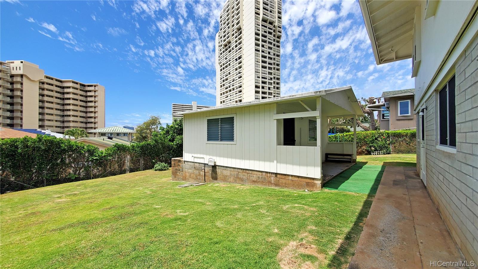 1245 Nehoa Street Honolulu HI 96822 sold on 05252021