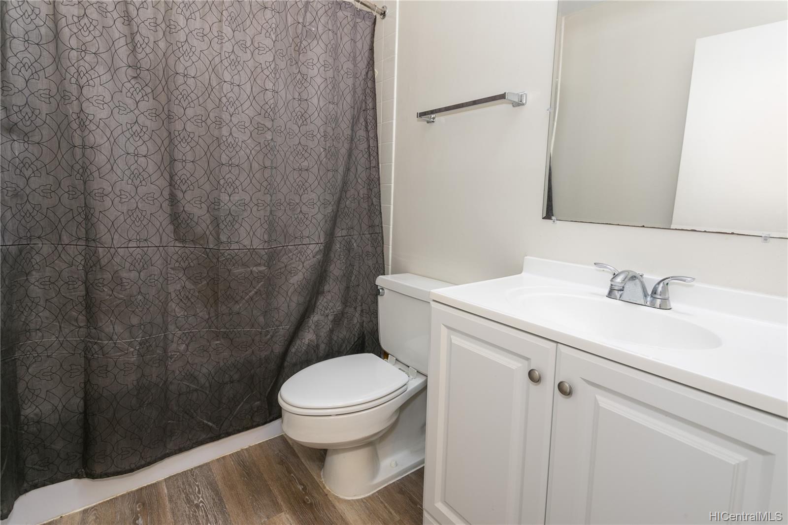 3045 Ala Napuaa Place  Unit 406