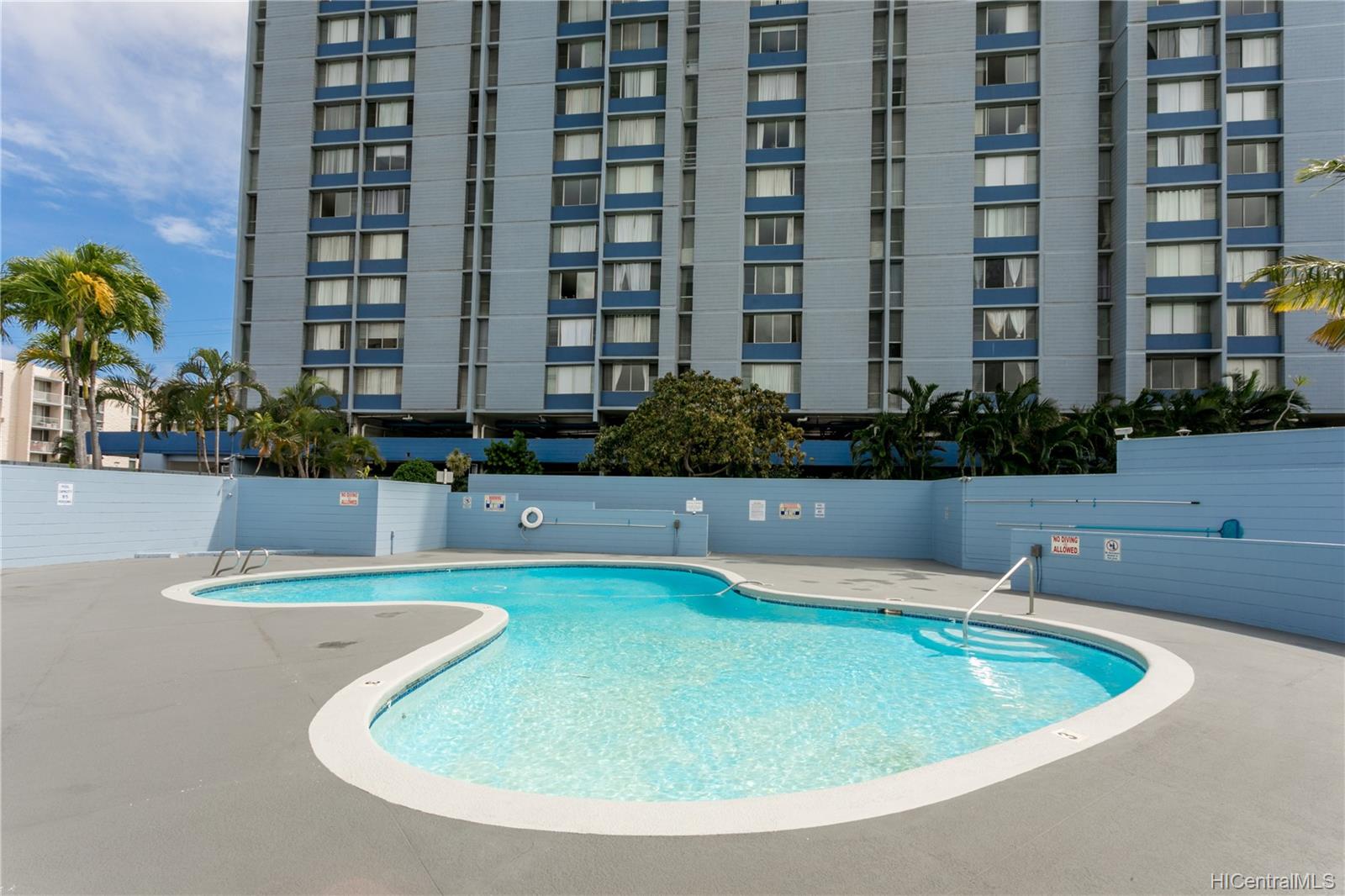 3045 Ala Napuaa Place  Unit 406