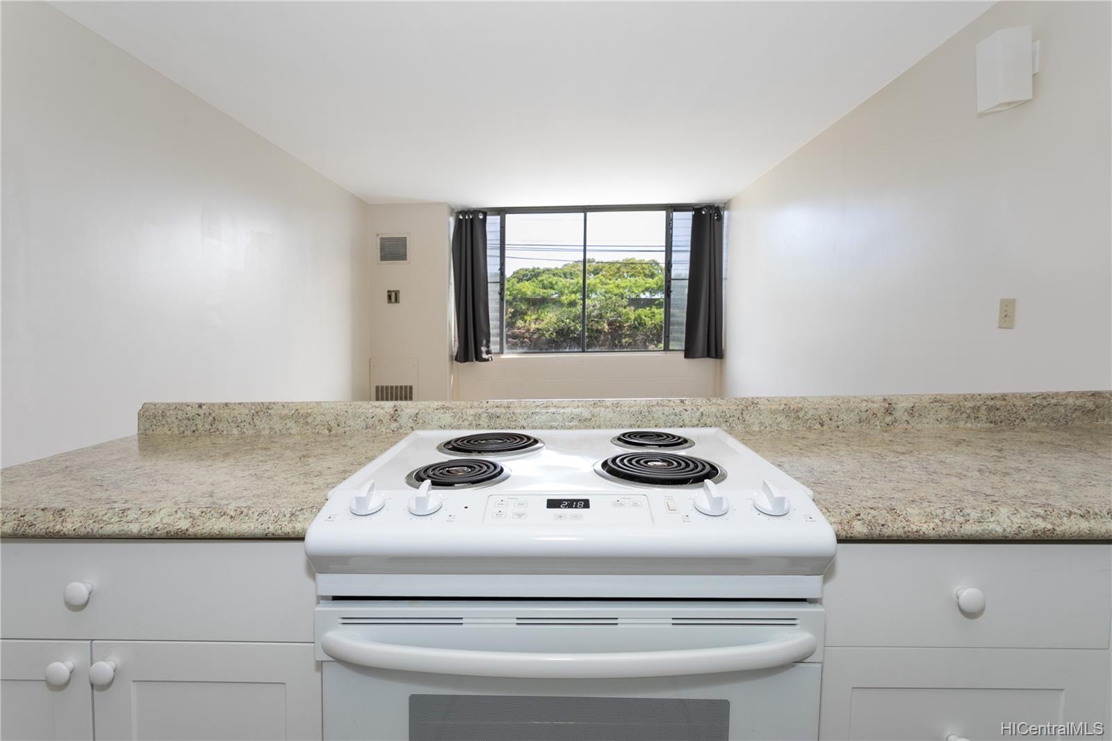 3045 Ala Napuaa Place  Unit 406