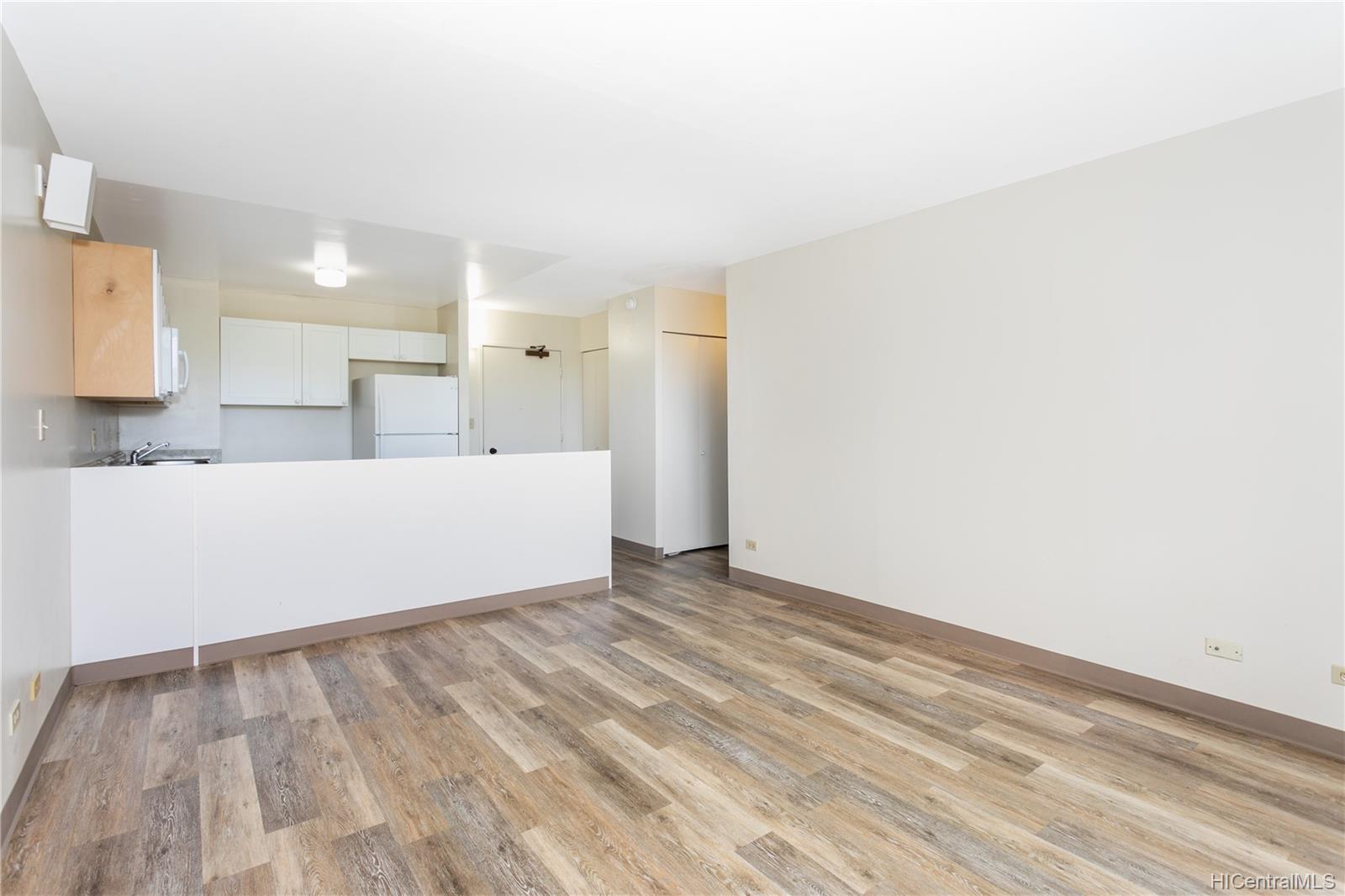 3045 Ala Napuaa Place  Unit 406