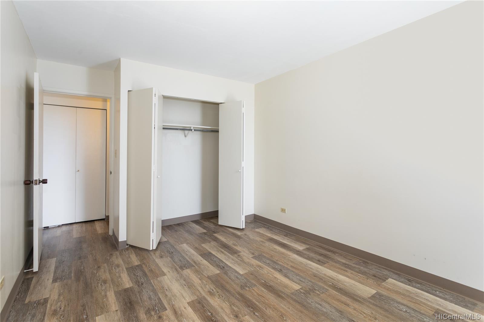 3045 Ala Napuaa Place  Unit 406